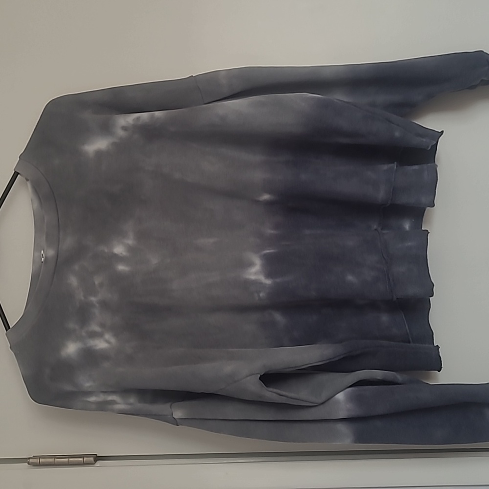 American Eagle tie dye crop top
